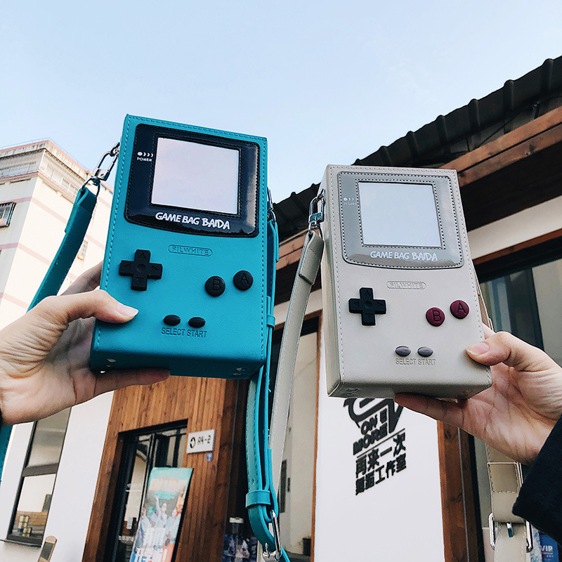 Retro Gaming Box - กระเป๋าสะพายข้างมินิทรงเครื่องเล่นเกมสุดสร้างสรรค์ ดีไซน์ย้อนยุค น้ำหนักเบา เหมาะสำหรับใส่เหรียญและโทรศัพท์มือถือ
